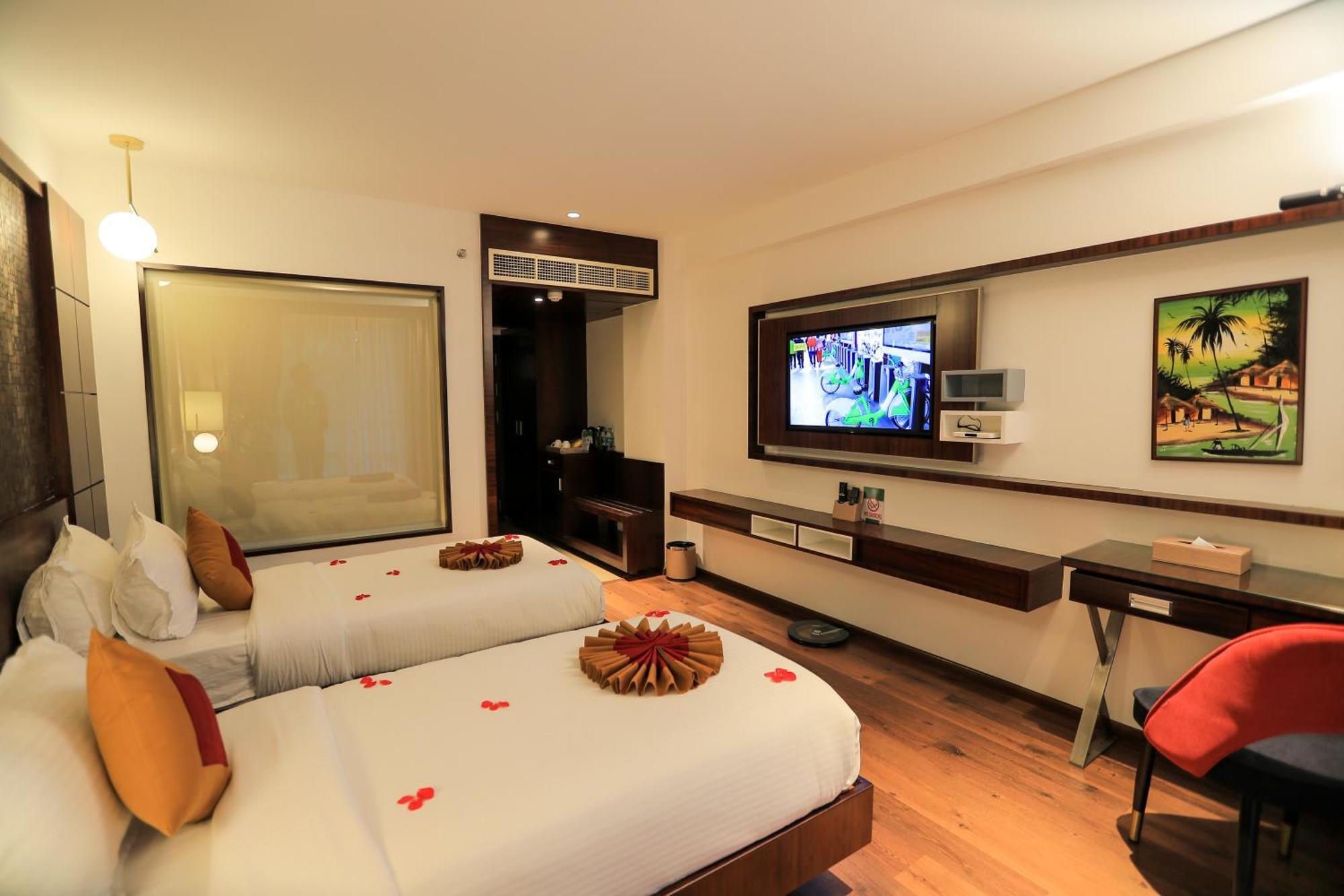 Saugandhika West Gate Hotel Wayanad Luaran gambar